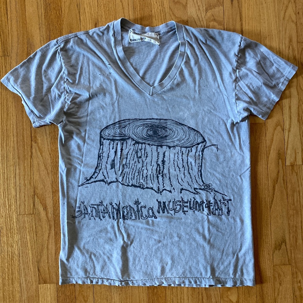 Vintage Santa Monica Museum of Art V-Neck T-Shirt in Grey, Artist Brett Westtan